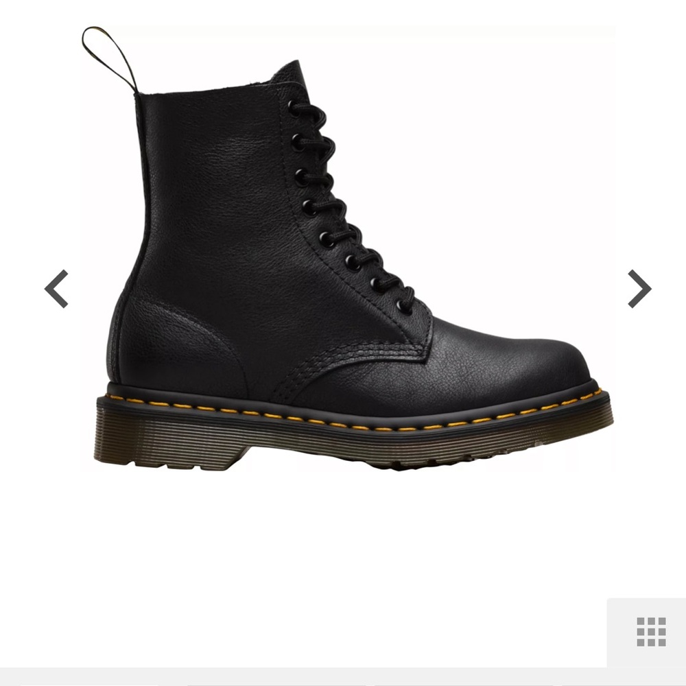 Dr martens Womens 1460 pascal boots black size 7